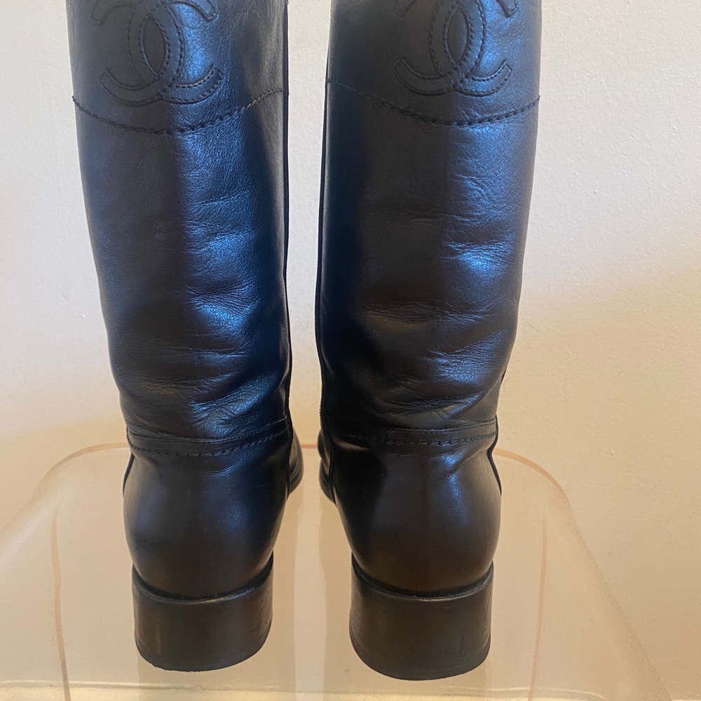 CHANEL
Interlocking CC Logo Leather Moto Boots - Picture 5 of 11